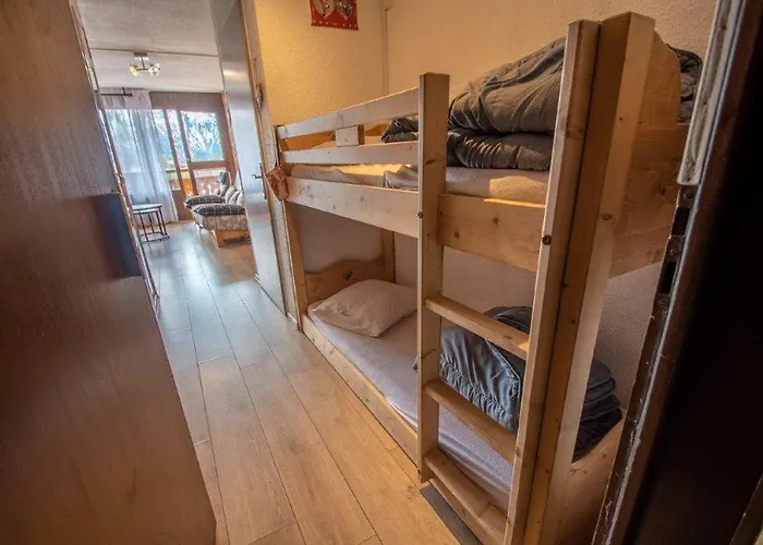 Résidence Plein Sud: Ski-in/ski-out With Mountain Views *