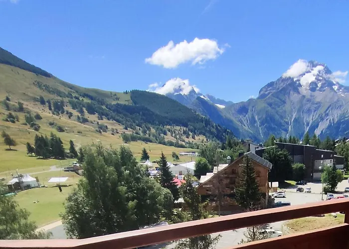 Résidence Plein Sud: Ski-in/ski-out With Mountain Views *