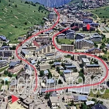 Résidence Plein Sud: Ski-in/ski-out With Mountain Views